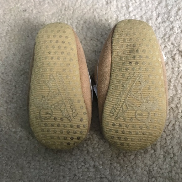 Toddler moccasins - Picture 2 of 3